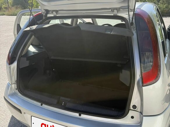 2004 Opel Corsa C Рестайлинг, серебристый, 230000 рублей - вид 9
