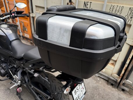 2017 Yamaha MT-09 Tracer (FJ-09), зелёный, 780000 рублей, вид 3
