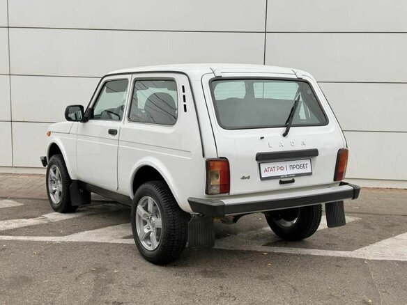 2018 Lada (ВАЗ) 2121 (4x4) I Рестайлинг, белый, 620000 рублей - вид 6