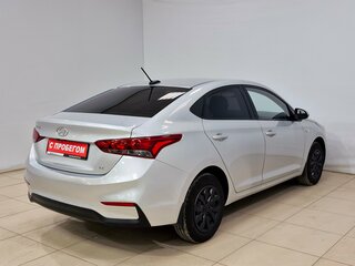 2019 Hyundai Solaris II, серебристый, 1100000 рублей, вид 4