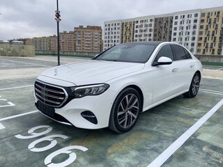2025 Mercedes-Benz E-Класс 220 d VI (W214, S214), белый, 7560000 рублей, вид 1