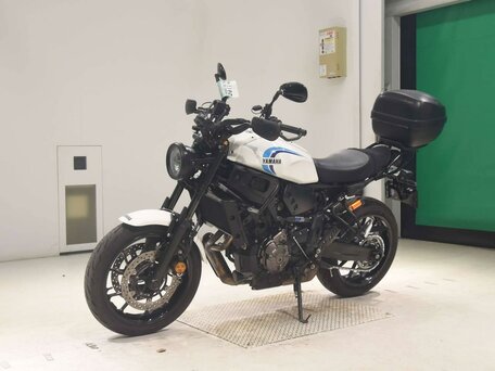 2022 Yamaha XSR700, белый, 747000 рублей, вид 4