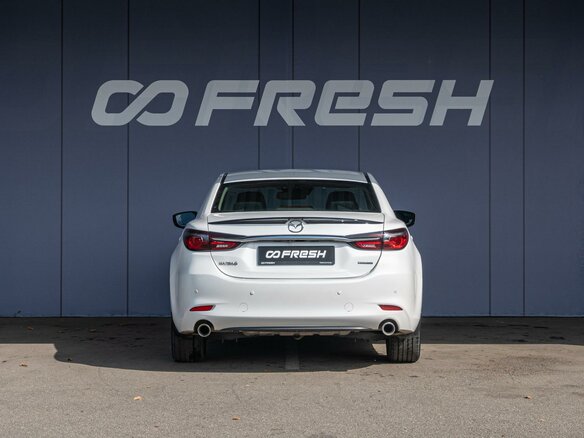 2020 Mazda 6 III (GJ) Рестайлинг 2, белый, 2200000 рублей - вид 3
