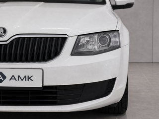 2013 Skoda Octavia III (A7), белый, 900000 рублей, вид 4
