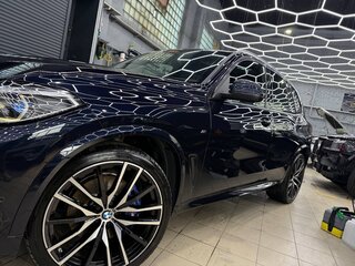 2021 BMW X5 40i IV (G05/G18), синий, 8600000 рублей, вид 5