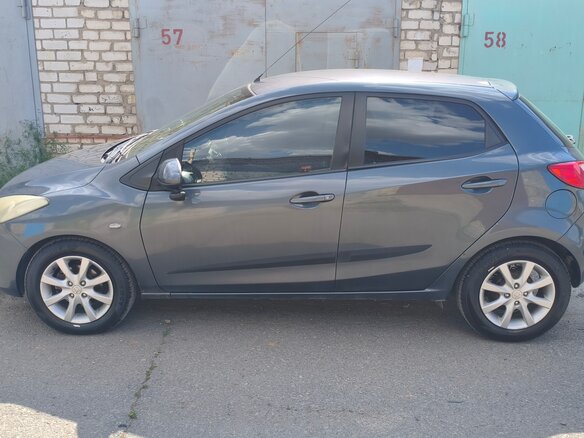 2009 Mazda 2 II (DE), серый, 575000 рублей - вид 6
