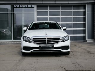 2018 Mercedes-Benz E-Класс 220 d V (W213, S213, C238), белый, 3950000 рублей, вид 2