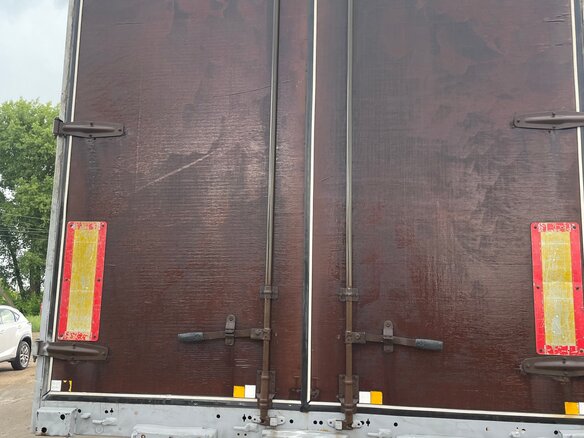 2007 Scania 4-Series, красный, 3000000 рублей - вид 9