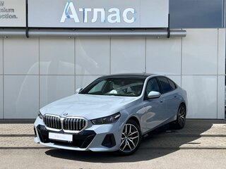 2025 BMW 5 серии 520i VIII (G60/G61/G68), серый, 7690000 рублей, вид 1
