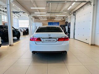 2013 Honda Accord IX, белый, 1899000 рублей, вид 5