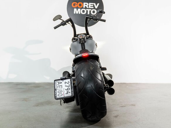 2020 Harley-Davidson Fat Boy, серебристый, 2650000 рублей - вид 7
