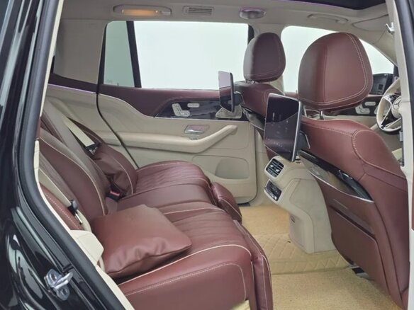 2026 Mercedes-Benz Maybach GLS 600 I Рестайлинг, чёрный, 22378876 рублей - вид 11