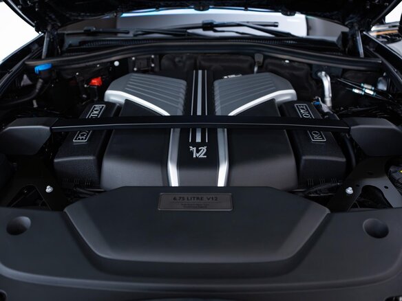 2023 Rolls-Royce Phantom Extended VIII Рестайлинг (Series II), чёрный, 48000000 рублей - вид 18