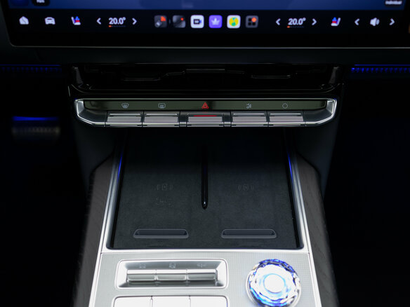 2026 Zeekr 9X 55 kWh (до 3.5 т), чёрный, 13190000 рублей - вид 20