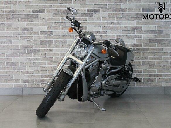 2012 Harley-Davidson Night Rod, серебристый, 1192000 рублей - вид 1