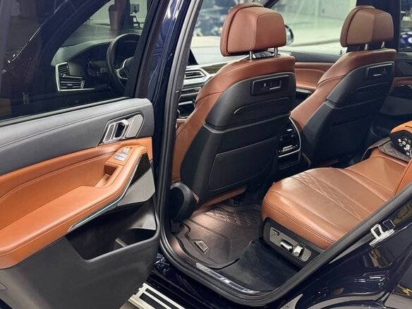 2020 BMW X7 40i I (G07), синий, 6600000 рублей - вид 18