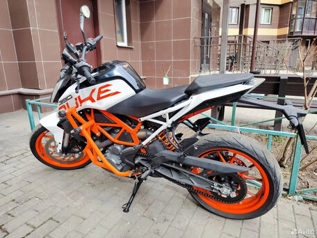 2019 KTM 390 Duke, белый, 420000 рублей, вид 2