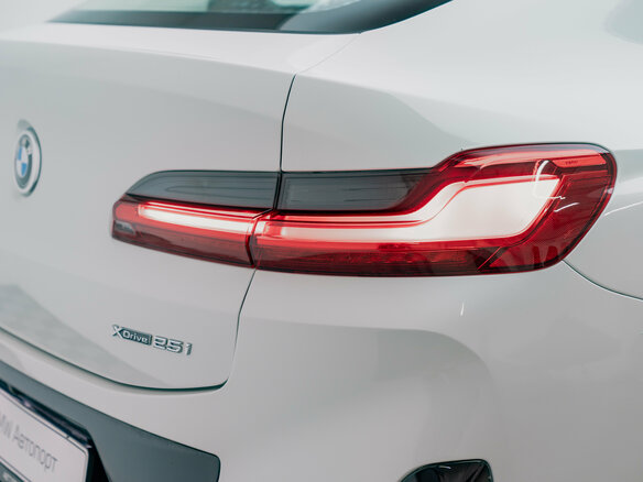 2024 BMW X4 25i II (G02) Рестайлинг, белый - вид 11