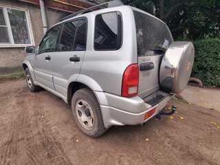 2002 Suzuki Grand Vitara I Рестайлинг, серебристый, 620000 рублей, вид 3