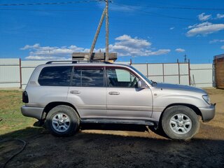 2004 Toyota Land Cruiser 100 Series Рестайлинг 1, серый, 2400000 рублей, вид 5