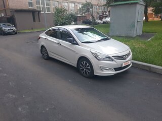 2014 Hyundai Solaris I Рестайлинг, бежевый, 1020000 рублей, вид 4