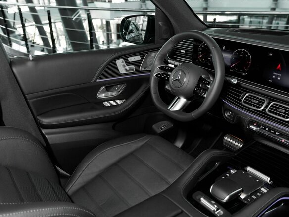 2025 Mercedes-Benz GLS 450 d II (X167) Рестайлинг, чёрный, 18500000 рублей - вид 4