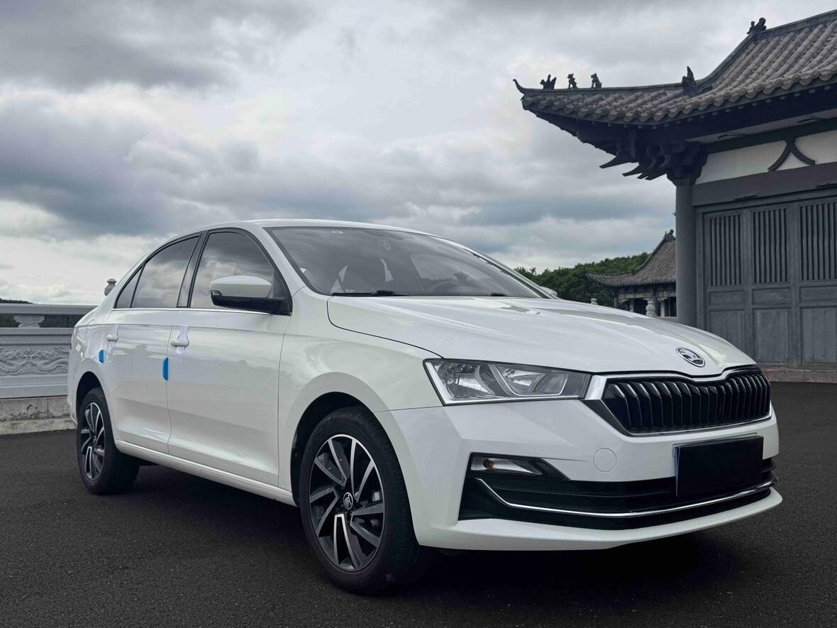 Открыть фотографии: Skoda Rapid II