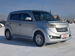 2010 Toyota bB II Рестайлинг, серебристый, 725000 рублей, вид 2