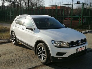 2019 Volkswagen Tiguan II, белый, 2350000 рублей, вид 2