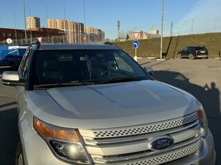2013 Ford Explorer V, серебристый, 1650000 рублей, вид 4