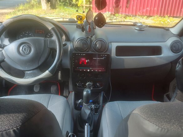 2010 Renault Logan I Рестайлинг, серый, 300000 рублей - вид 6