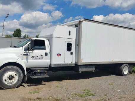 2003 Ford F-series (F-650, F-750), белый, 1300000 рублей, вид 1
