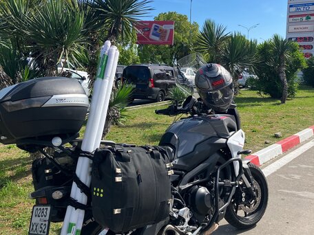 2018 Yamaha MT-09 Tracer (FJ-09), серый, 750000 рублей, вид 3