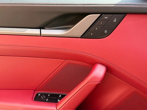 2022 Porsche 911 Carrera 4S VIII (992), серый, 21071660 рублей - вид 11