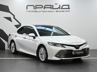 2019 Toyota Camry VIII (XV70), белый, 2449900 рублей, вид 5