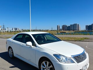 2010 Toyota Crown XIII (S200), белый, 1599000 рублей, вид 5
