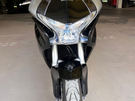 2011 Honda VFR 1200, чёрный, 880000 рублей, вид 3
