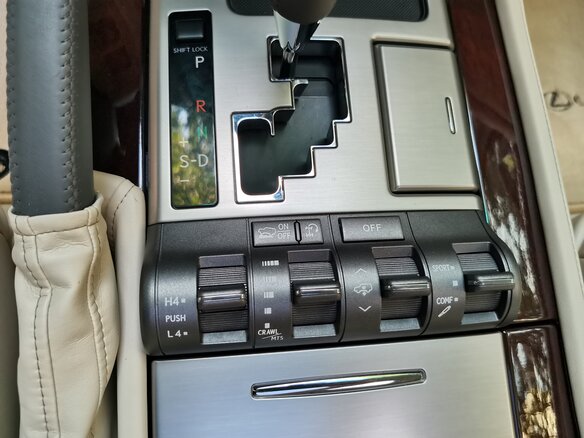 2013 Lexus LX 570 III Рестайлинг, чёрный - вид 20