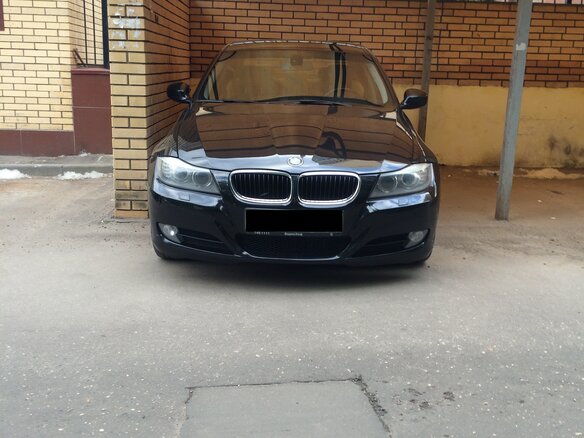 2011 BMW 3 серии 320i V (E90/E91/E92/E93) Рестайлинг, чёрный - вид 3