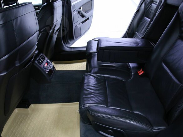 2007 Audi A8 Long II (D3) Рестайлинг 2, чёрный - вид 10