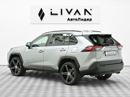 2021 Toyota RAV4 V (XA50), серый, 2985000 рублей, вид 2