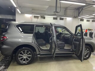 2014 Nissan Patrol VI (Y62) Рестайлинг, серебристый, 3600000 рублей, вид 3