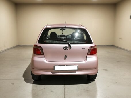 1999 Toyota Vitz I (P10), розовый, 299000 рублей, вид 4