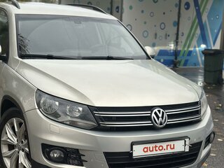 2014 Volkswagen Tiguan I Рестайлинг, серебристый, 1400000 рублей, вид 5