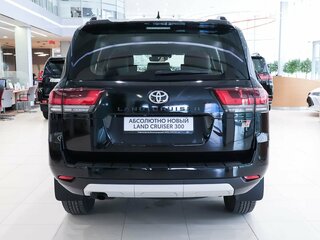 2025 Toyota Land Cruiser 300 Series, чёрный, 16400000 рублей, вид 4