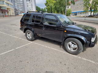 1991 Nissan Terrano I, чёрный, 550000 рублей, вид 3