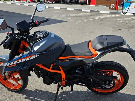 2024 KTM 390 Duke, синий, 590000 рублей, вид 2