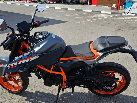 2024 KTM 390 Duke, синий, 590000 рублей - вид 1