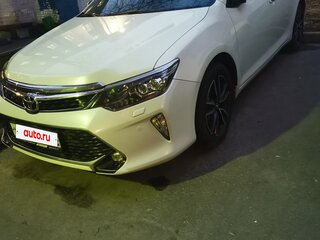 2018 Toyota Camry VII (XV50) Рестайлинг 2, белый, 2800000 рублей, вид 1