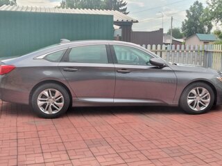 2017 Honda Accord X, серый, 2000000 рублей, вид 3